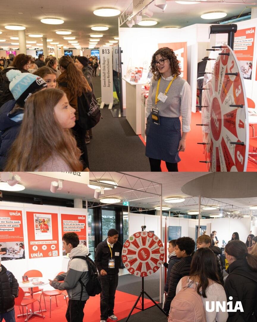 Zwei Fotos eines belebten Messestands mit einem rot-weißen Glücksrad. Die Menschen stehen Schlange, während Mitarbeiter mit den Besuchern sprechen. Am Stand sind das UNIA-Logo sowie Informationsplakate zu sehen.